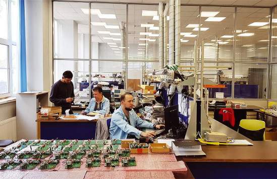 Производство ПКМ-ТСТ в центре электронного оборудования
