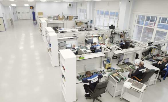 Центр электронного оборудования. Производственный участок