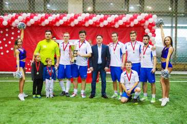 Наша футбольная команда приняла участие в турнире по мини-футболу среди корпоративных команд за Кубок Дмитрия Аленичева